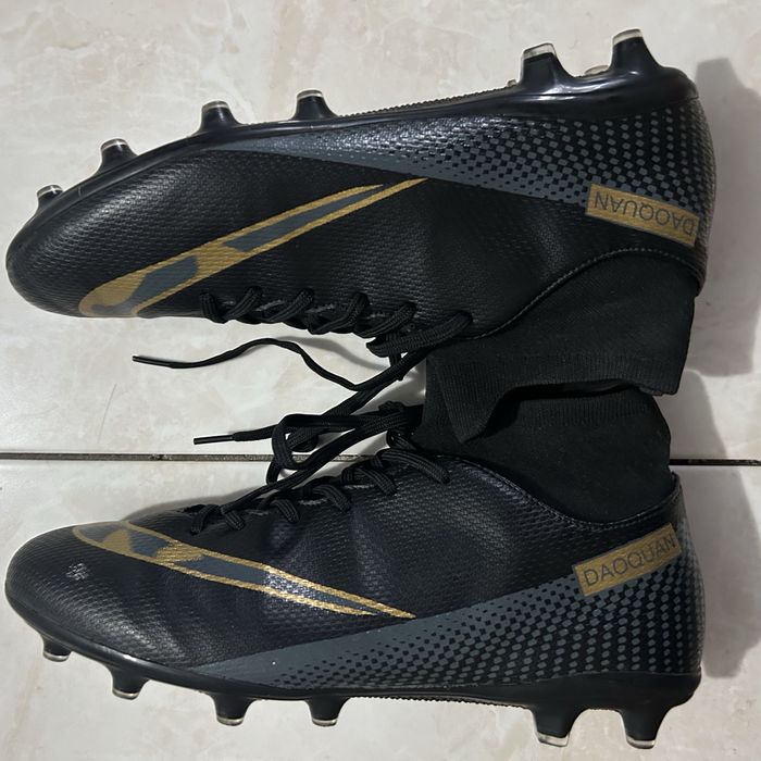 Футбольные бутсы Daoquan (НОВЫЙ)