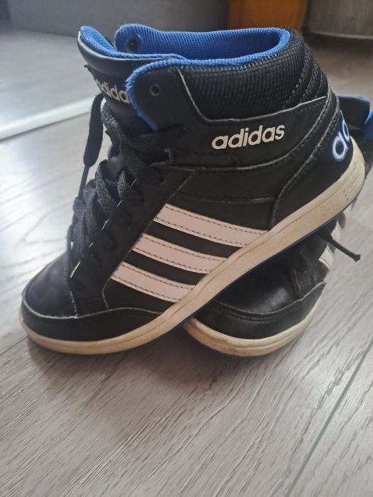 Adidasi adidas marimea 31