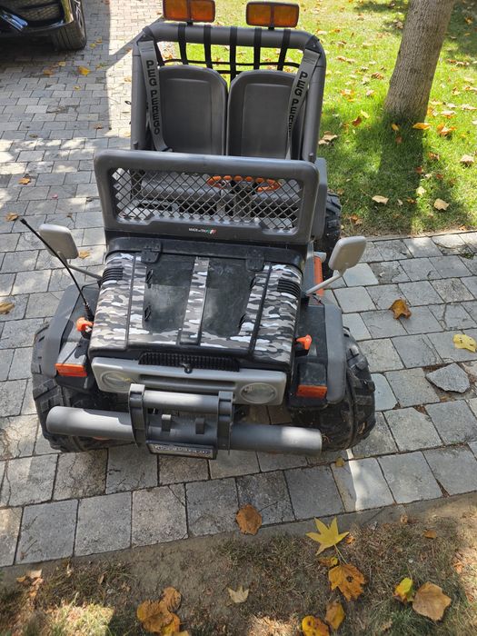 Maşinuță electrică Peg Perego Gaucho Rock'in - 2 locuri, camuflaj nouă