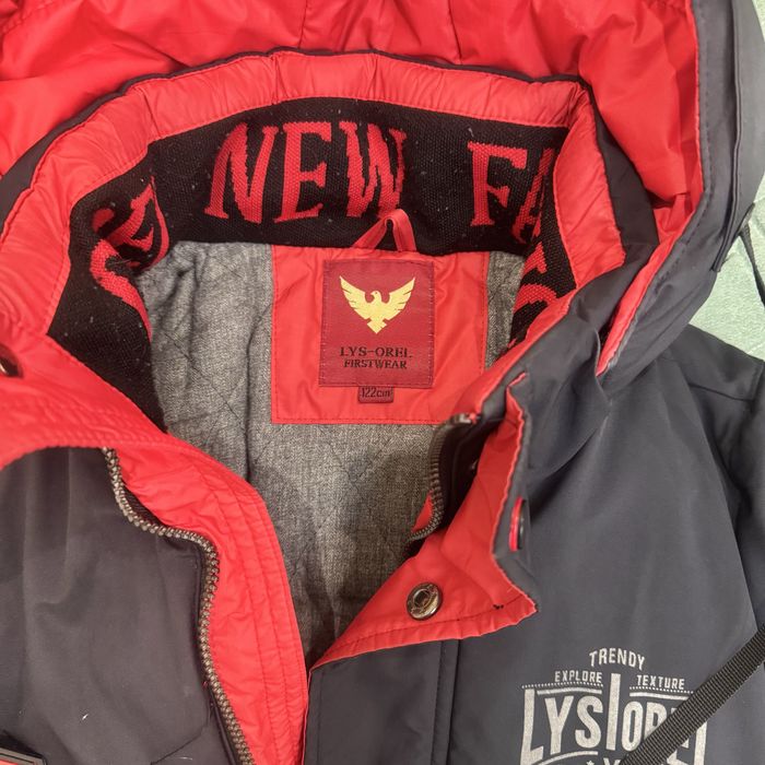 Продам зимнюб куртку