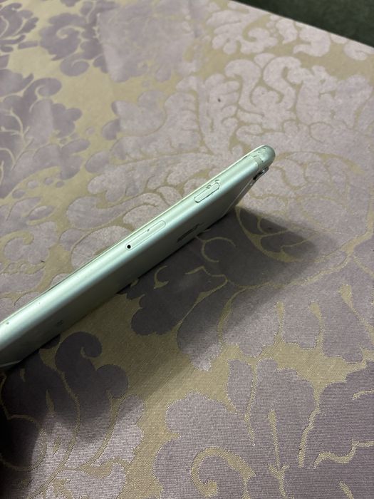 Vand Iphon 6s,Sanatatea bateriei 100%