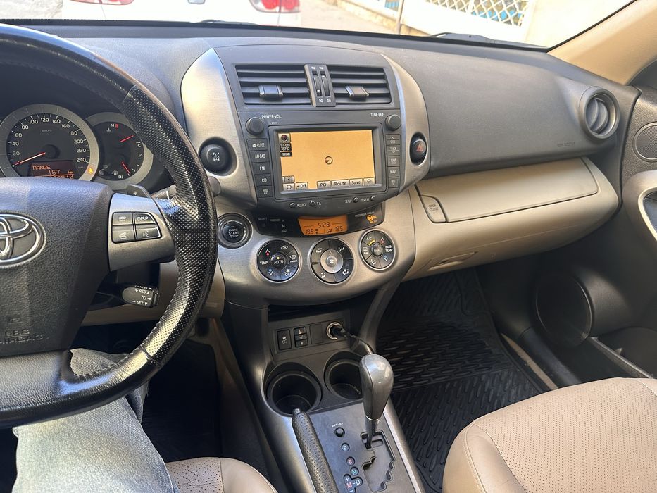 Toyota RAV 4 2,2 дизел 4х4