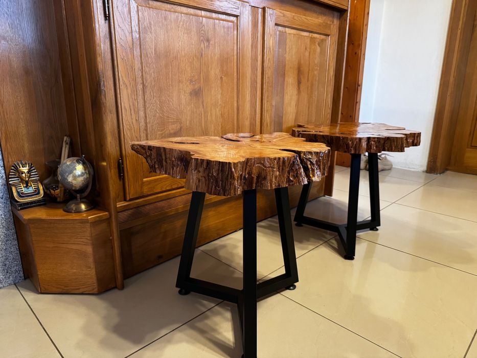 Масивни маси от естествено дърво – качество, стил и дълговечност.