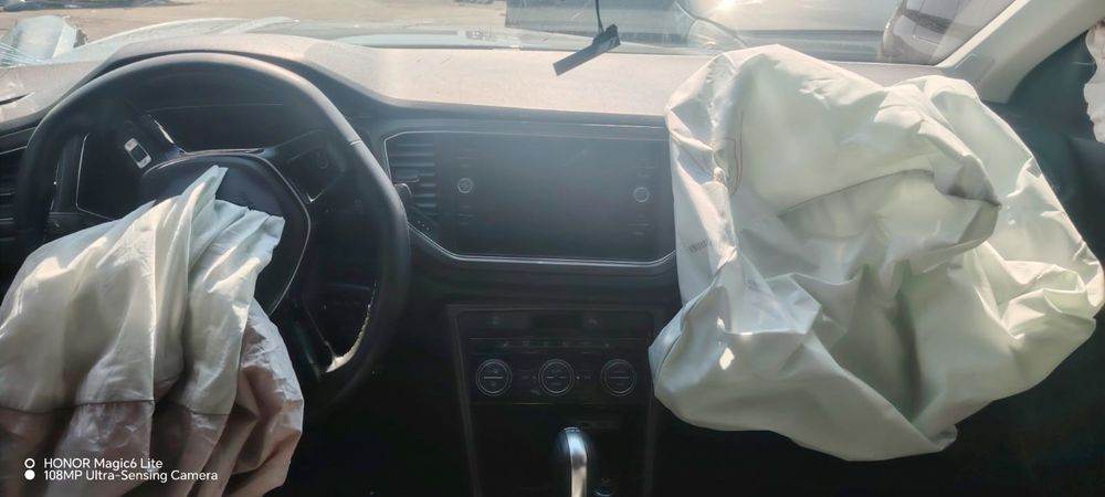 Dezmembrez Volkswagen T-Roc - 1 (2017 - 2020), 1.5 tsi, direct-shift gearbox (DSG), DADA, SSP