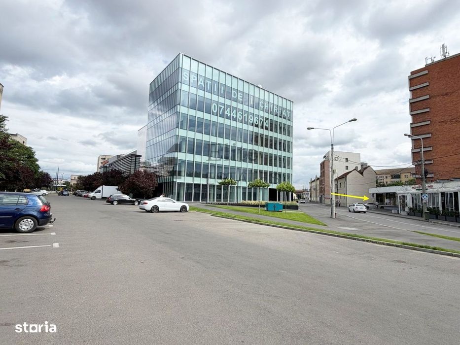 Spatiu comercial 268 mp Piata Cetatii | Vitrina mare | Parcare