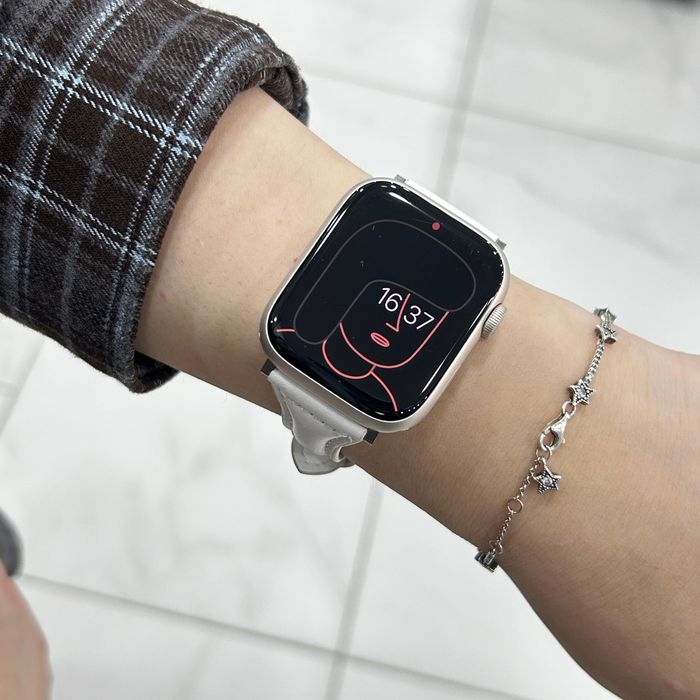 Продается Apple Watch 7