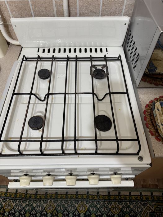 Продам газ плиту