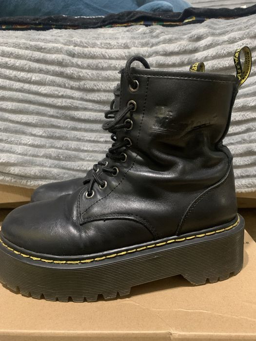 Ботинки Мартинсы