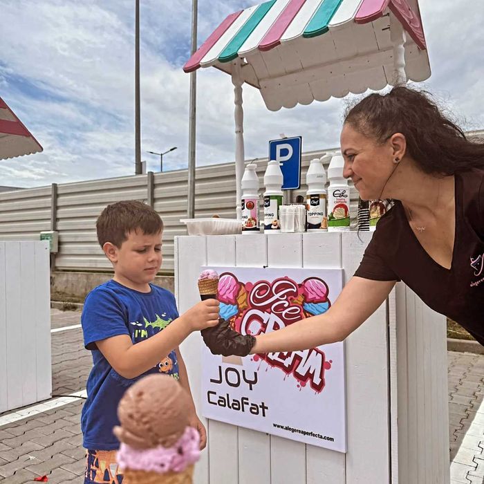 Ice cream bar toneta de înghețată