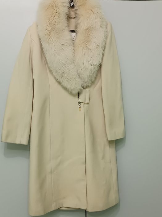 Пальто с песцом,Италия,46