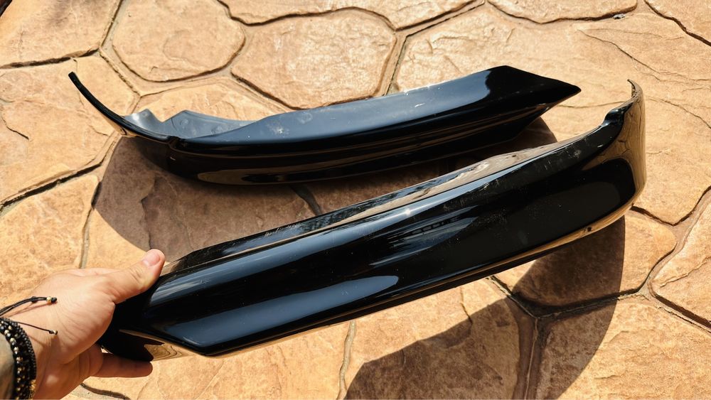 Lip Prelungire Buza + Flapsuri bara fata BMW E90 E91