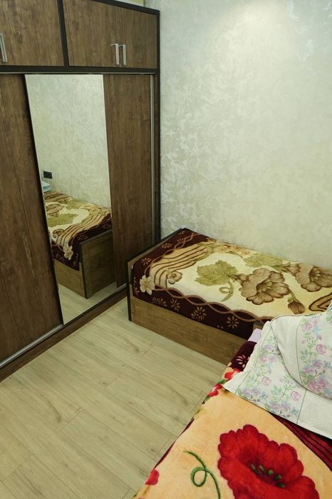 Kvartira sotiladi Yakkasaroy tumani Boshliq mahalla, 4 xona