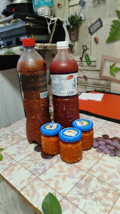 Продам соленые огурцы 1литовые ,