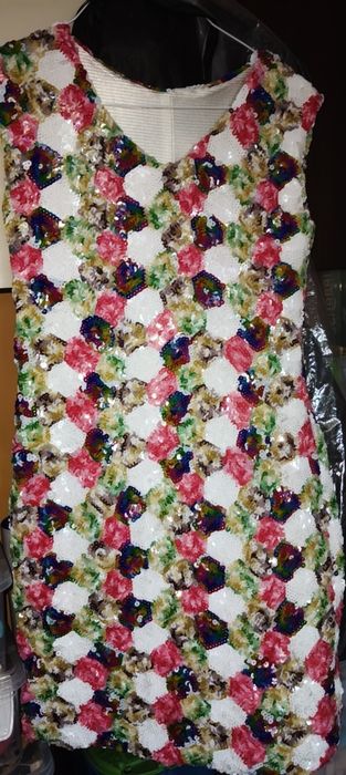Rochie elegantă cu paiete