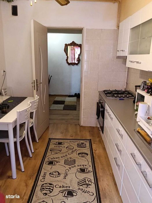 3 camere, 64 mp, 2 băi, 2 balcoane, zona Iulius Mall, Intre Lacuri