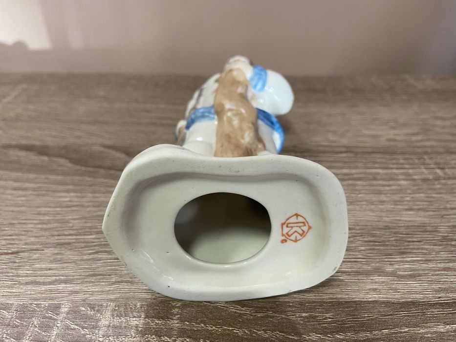 Винтидж порцеланова статуетка „Северен ловец с лисица“, СССР