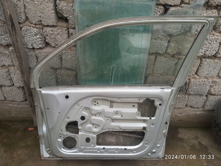 Matiz oldi oʻng taraf eshi