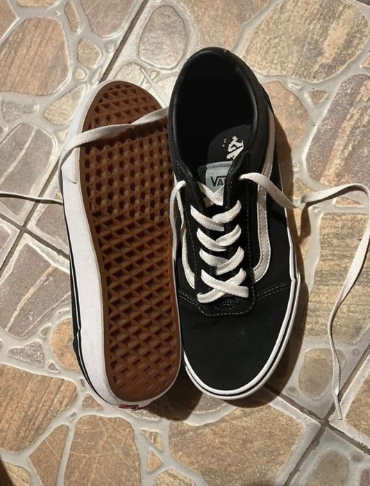 Adidasi Vans, stare buna