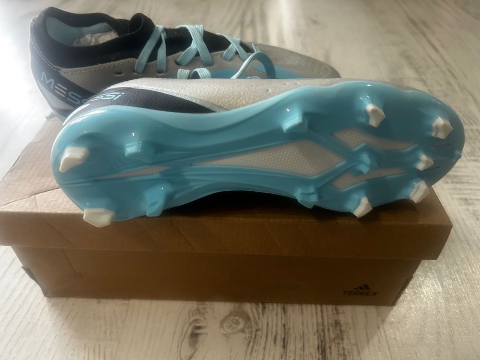 Adidas Messi нови