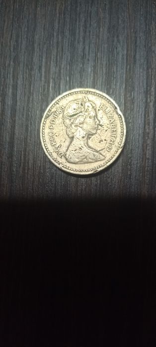 Moneda one pound 1983