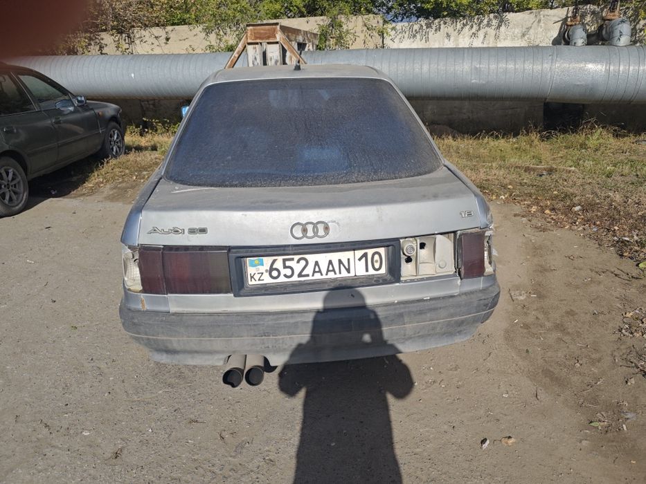 Продам Ауди 80 б3