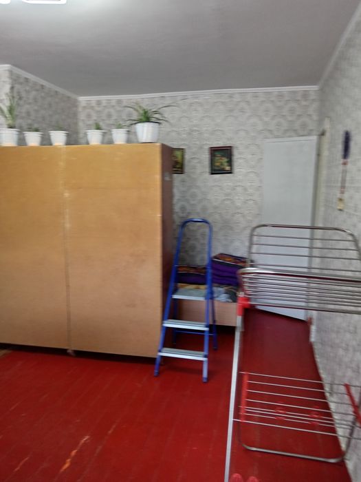 Срочно Сдаю одну комнату с совместным проживанием в двух комнатной ква