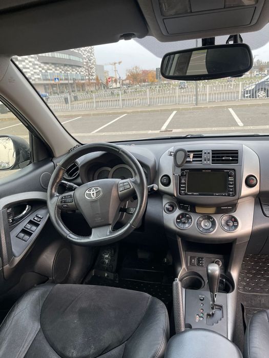 Toyota Rav 4 2011 2.2 disel