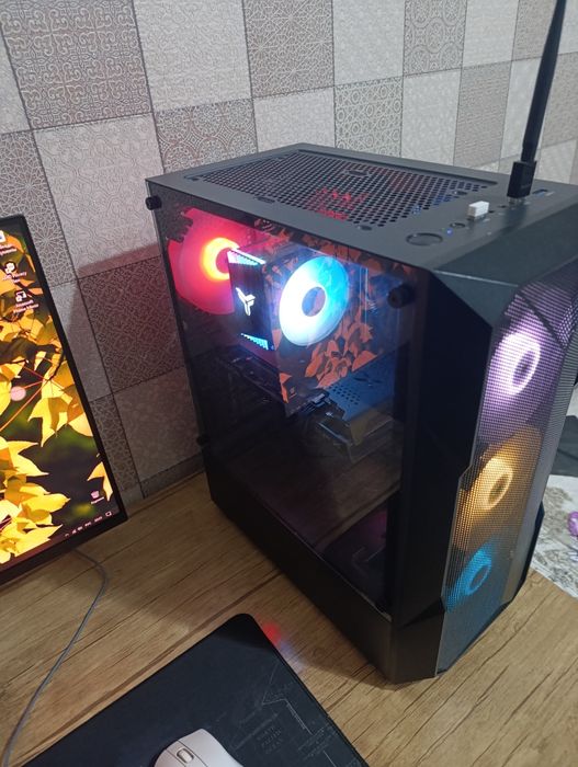 Игровой компьютер сотилади