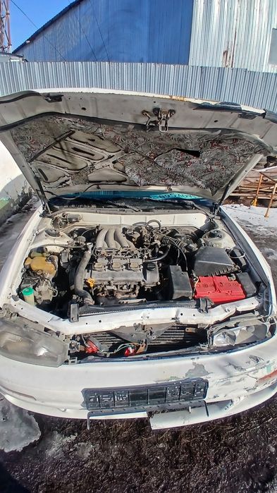 Машина камри 3л //