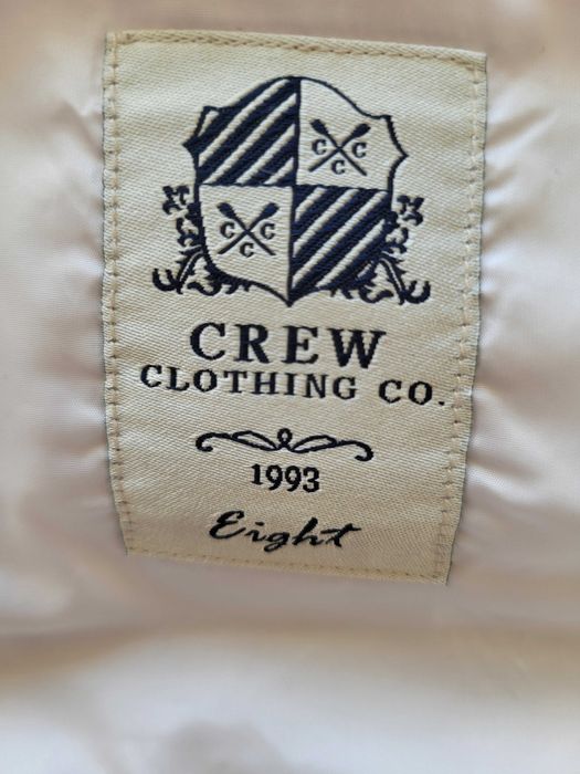 Маркова грейка Crew Clothing с подарък 2 блузки на ТОП цена