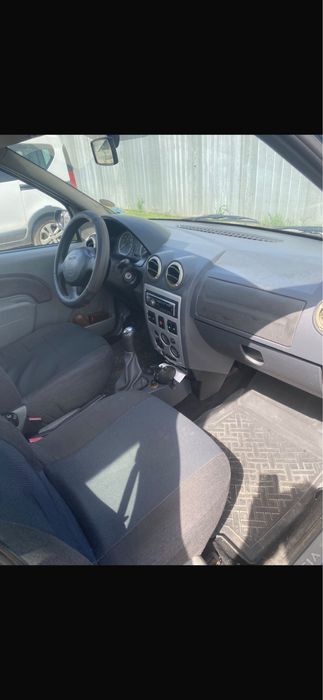 Dezmembrari Dezmembrez Piese dacia logan 1.5 dci