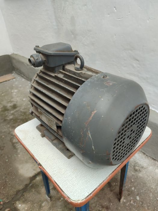 Электродвигатель СССР 2.2KW 950  об / мин
