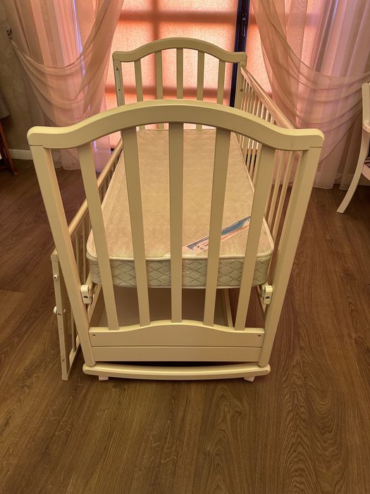 Кроватка детская