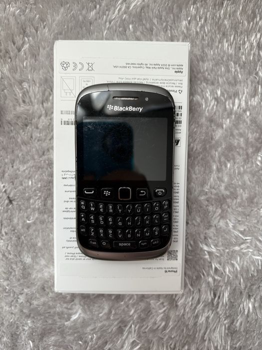 Blackberry curve 9320 + слушалки