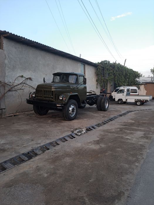 Zil 131 0dan yig'ilgan holati alo