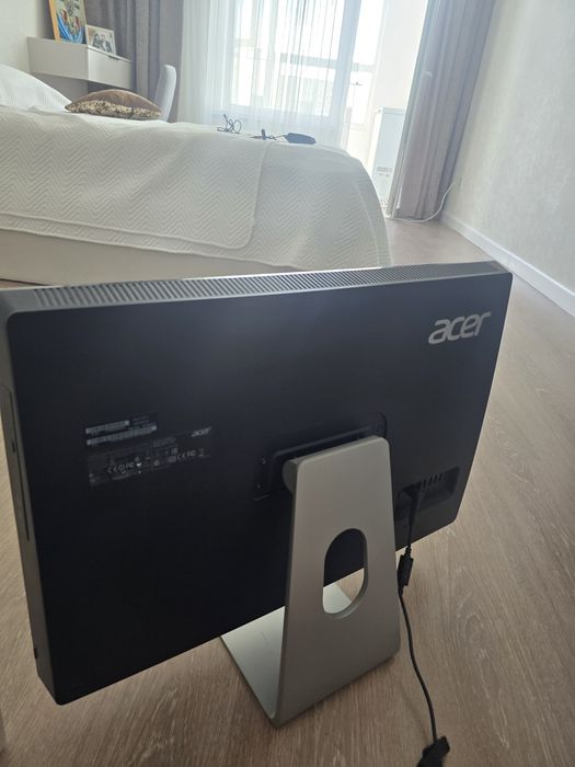 Моноблок Acer с сенсором