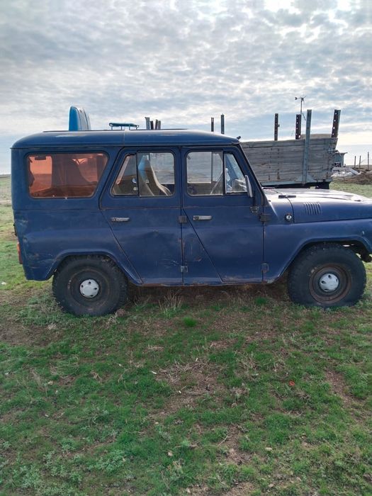 Продается УАЗ. Пяти местный