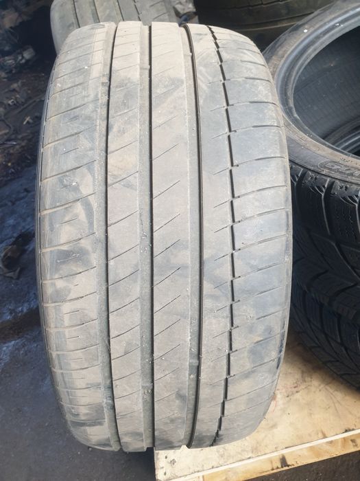 Резина 275/40/20  и 315/35/20