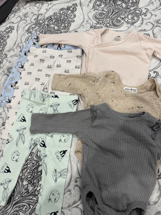 Продавам лот детски дрешки