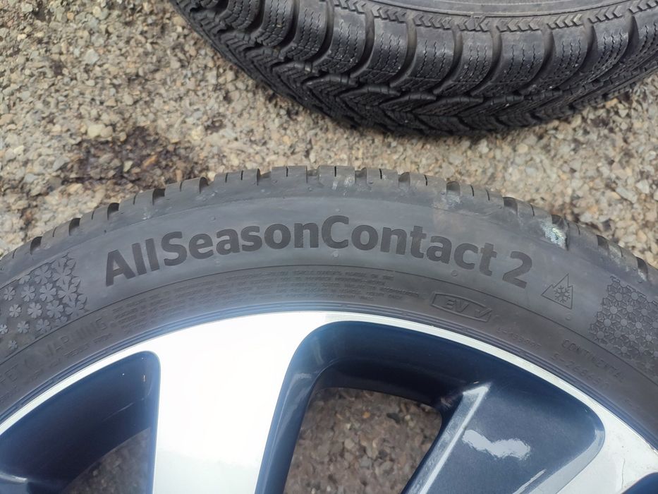185/60/18" 4бр Continental all season contact 2,dot3125