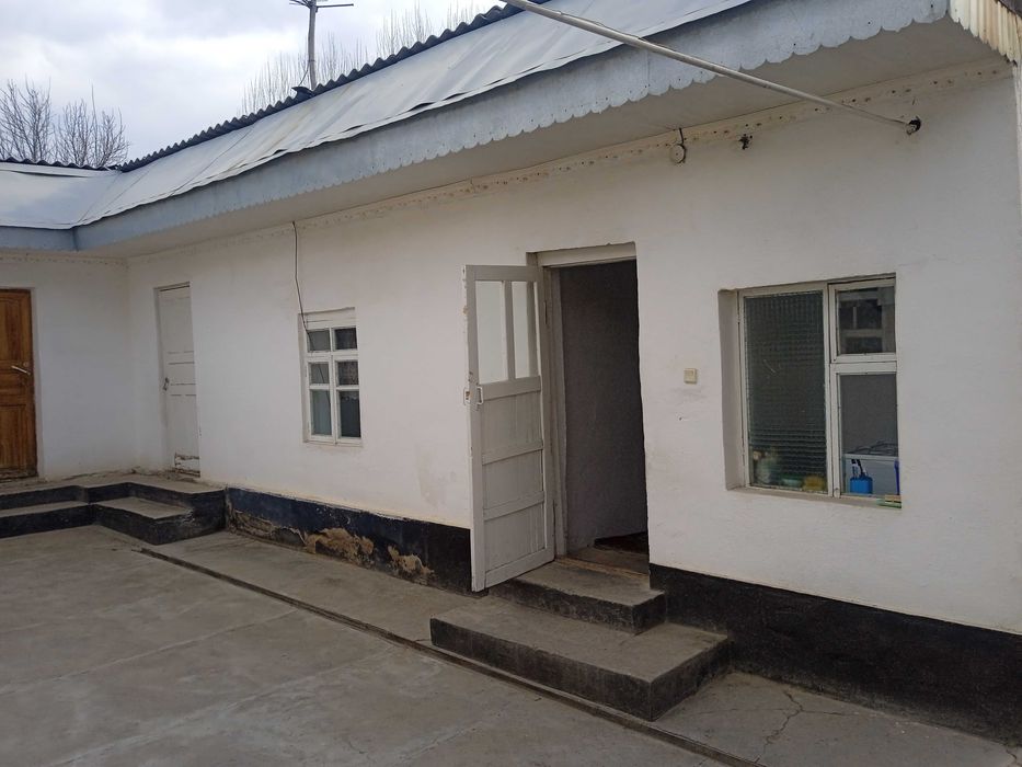 Продается дом в Бостанлыкском районе