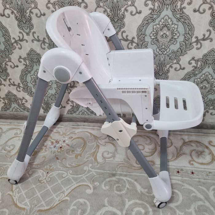 Стульчик  для кормление