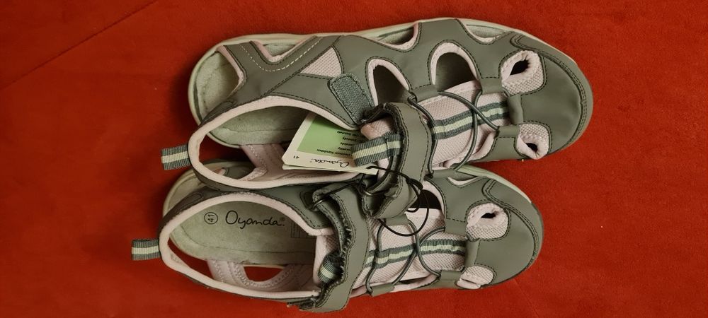 Лот от дамски обувки