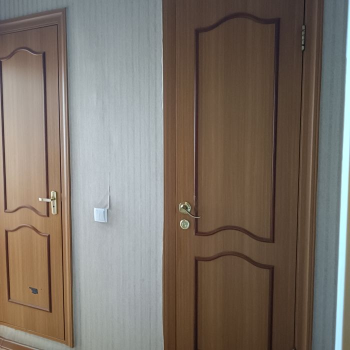 Продаются межкомнатные двери.