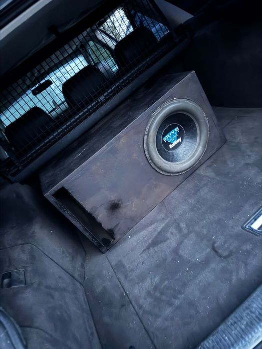 Subwoofere auto 700w rms. Crunch Fat Boy, Hifonics, Emphaser