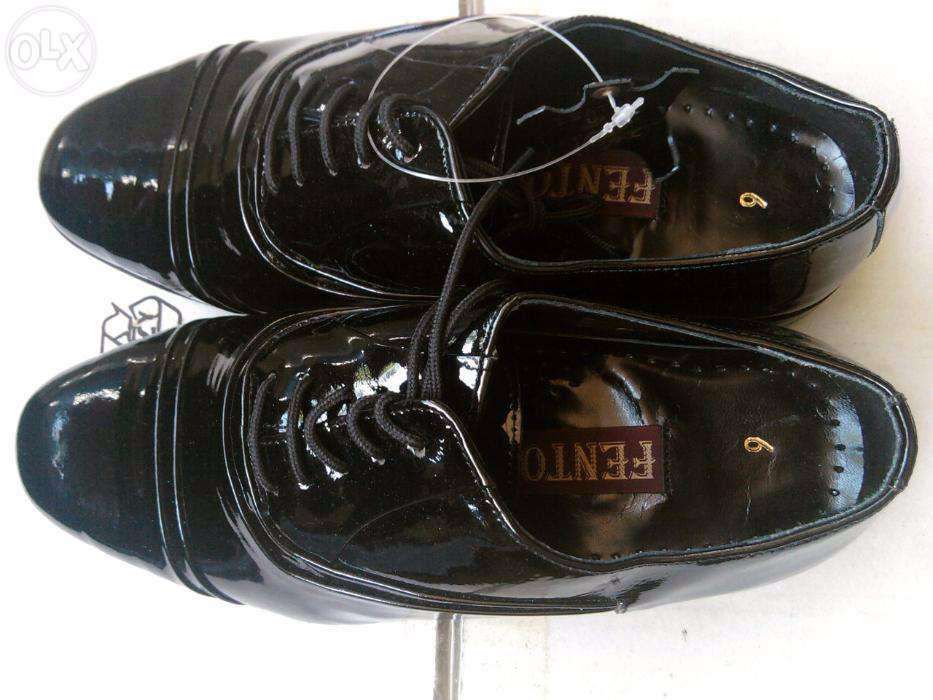 Pantofi barbati lac noi piele neagra englezesti nunta nr39,42 v. Publi