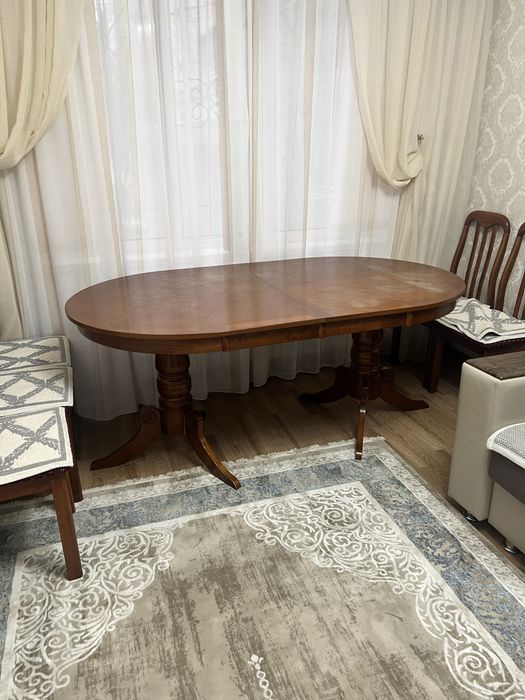 Стол и стулья, комплект