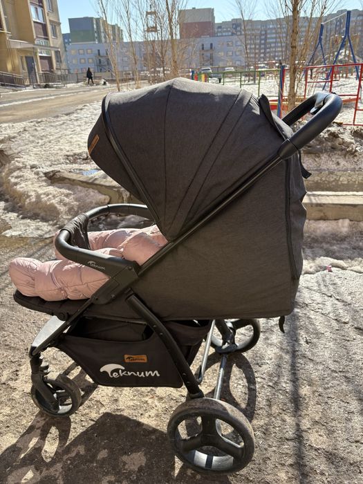 Продам коляску Teknum