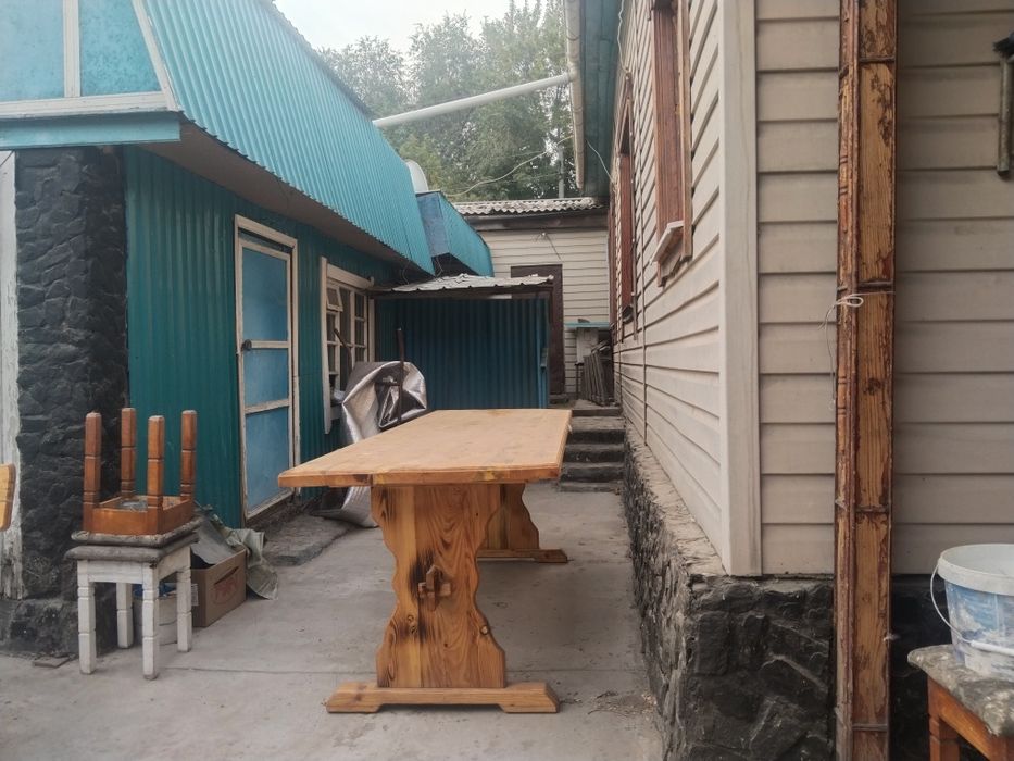 Стол и стуля продам
