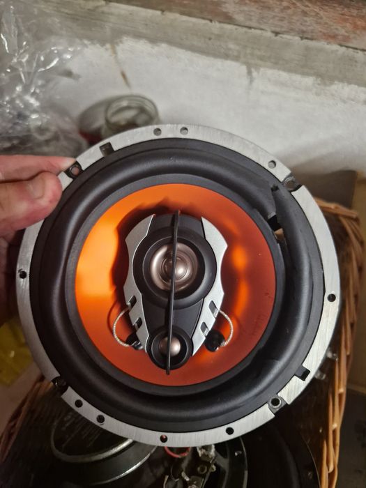 Vând 5 difuzoare auto